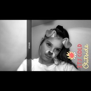 Meet your Posher, Gia